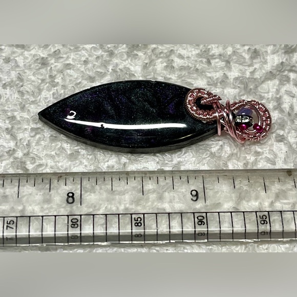 🌸💖stunning sparkly wrapped resin pendant, marquis shape - Picture 4 of 9